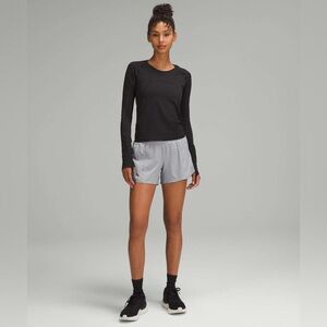 A Lululemon Hotty Hot High-Rise Lined Short 4"